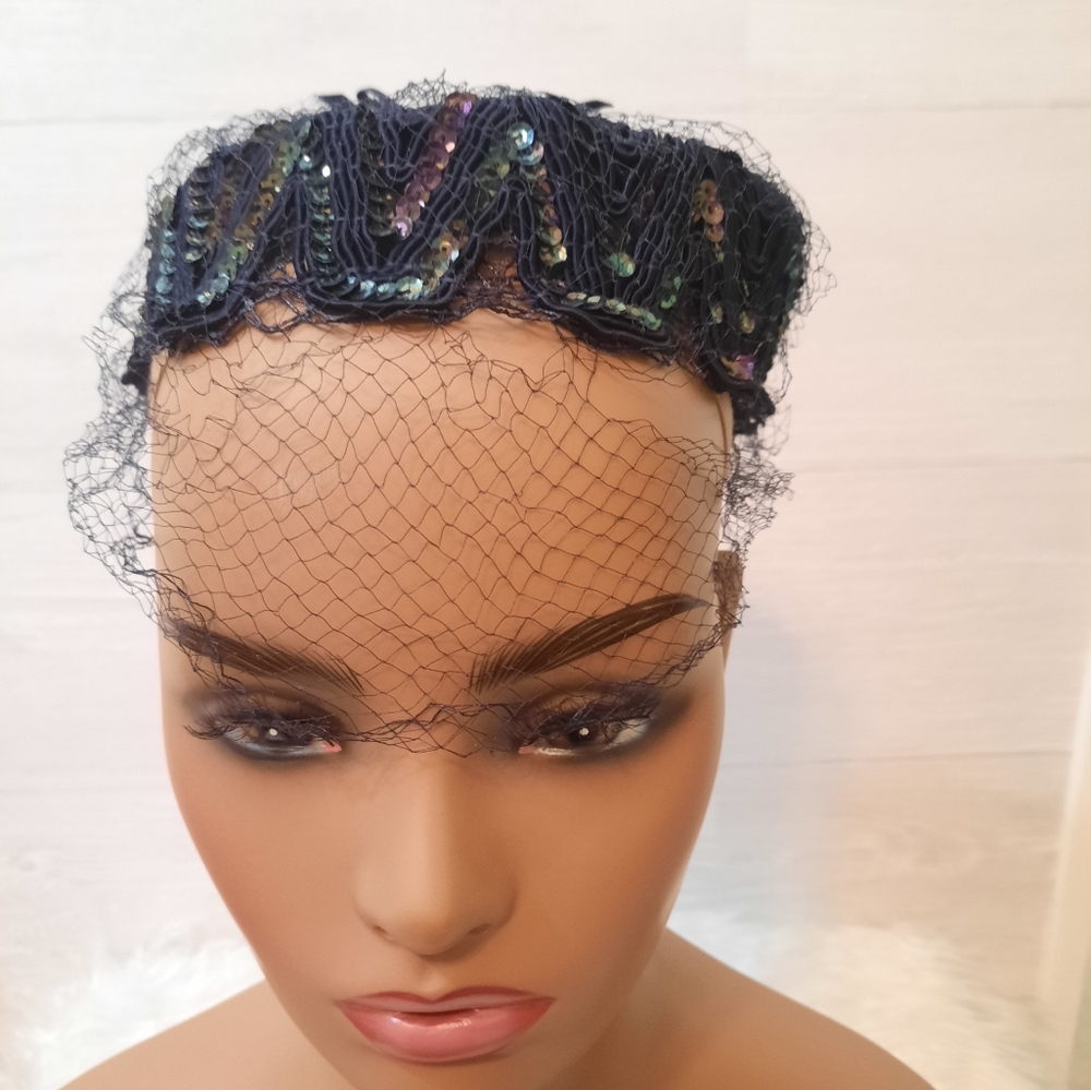Vintage union made blue sequin ladies hat - Picture 2 of 5